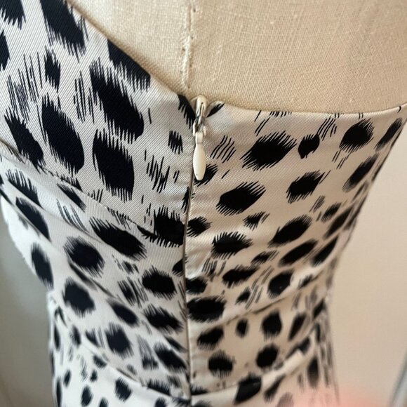 LUCY PARIS Sierra Leopard Animal Print Ruffle Strap V-Neck Midi Dress Size X Sma - Picture 6 of 8